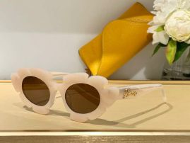 Picture of Loewe Sunglasses _SKUfw50080266fw